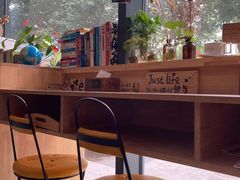 -邻与咖啡(鼎太风华店)