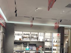 -索菲亚衣柜橱柜全屋定制(真北红星店)