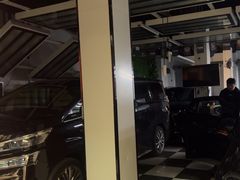 -鲨鱼皮汽车凹陷玻璃修复(静安店)