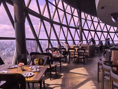 -东方明珠·空中旋转餐厅