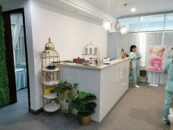 -YooMee优美智能科技美肤机构