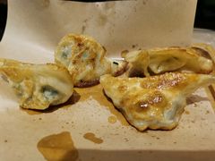 油煎元宝馄饨-卤儿道道(经纬店)