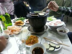 烤肉……价格有点高，环境一般，味道还行-大槐树烤肉馆