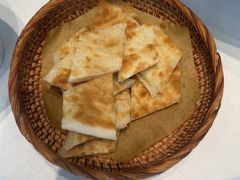 -望海湾鱼头泡饼·天津菜(空港店)
