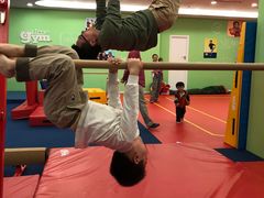 -小小运动馆(浦江店)