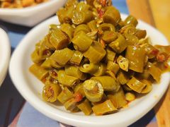 开胃酸豆角-呷佬·长沙手工米粉(金沙江路店)