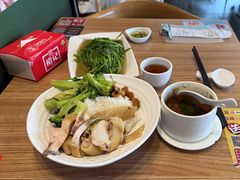 -裕记烧腊连锁餐饮(国商分店)