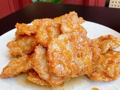 新式锅包肉-红东阁东北菜烤肉酒馆(CROSS万象汇店)
