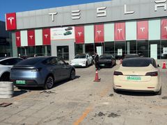 -TESLA 特斯拉(北京后沙峪特斯拉中心)