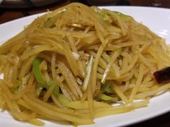 尖椒土豆丝-眉州东坡·熊猫主题餐厅(枫蓝店)