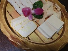 -滇釜火锅·能喝汤的火锅(车公庄店)