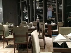 大堂-筠咖啡西餐厅(上海国展宝龙丽筠酒店)
