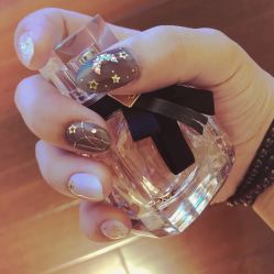 -AKIRA 安久日式美甲美睫