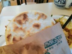 孜然牛肉夹馍-西部马华清真兰州牛肉面·烧烤夜市(关东店)