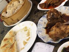 -周家大连水饺(美专校街店)