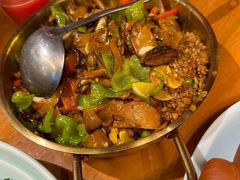 -老滇山寨•云南特色菜•地方菜•民族风情歌舞表演(金碧店)