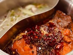 鸳鸯锅-马路边边麻辣烫串串火锅(体育西路店)