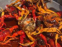 -巴厘龙虾·榜首油焖大虾(音乐学院·沿江酒馆店)