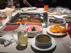 -海底捞火锅鲜切牛肉主题店(长寿路店)