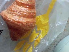 牛角酥-味多美蛋糕(静安庄店)
