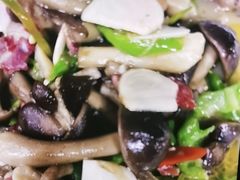 -三锅莊·牦牛肉火锅·香格里拉特色藏餐宴请餐厅(昆明创始店)