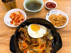 至尊牛肉石锅拌饭豪华套餐-朴鲸家正宗韩国料理(福田店)