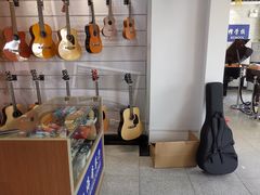 -海音琴行雅马哈钢琴·海伦·施特劳斯(金沙店)
