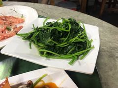 -四川小胡子海鲜(丁村万人海鲜广场店)