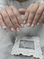 -芊屿芊浔美甲