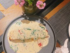 托斯卡纳三文鱼配藜麦-IL TEATRO 精品意大利餐厅