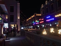 -陈仓老街美食天地