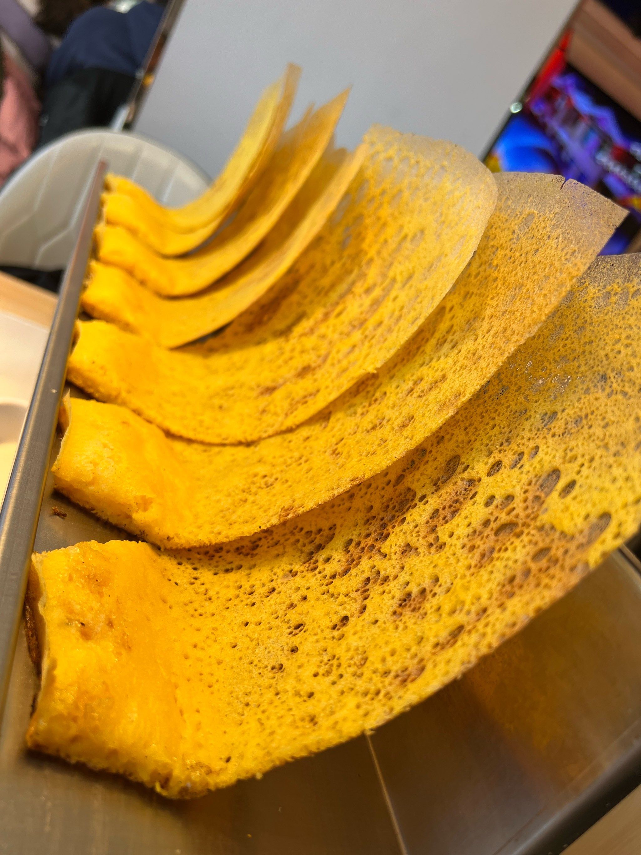 锅出溜特别好吃,以前吃过白面的,这家玉米面的,甜甜的!