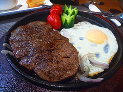 -戈尔登酒店·满堂彩咖啡厅