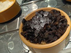 -龍歌自助小火锅(芝罘万达店)