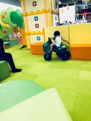 -莫莉幻想儿童乐园(深圳南山欢乐颂店)