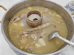 -朴小妹人参鸡汤火锅(长白山万达店)