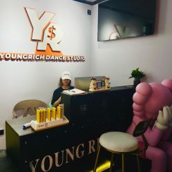 -YOUNGRICH街舞工作室