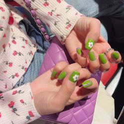 -小小美甲美睫