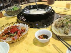 -洞密园美食城·二十二年老店(富华路店)
