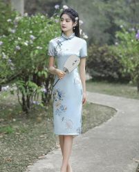-租旗袍租礼服馆