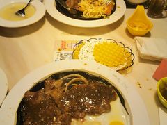 -豪客来牛排(中央花苑店)