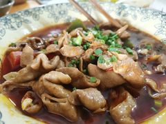 烧肥肠-刘土鸡家常菜