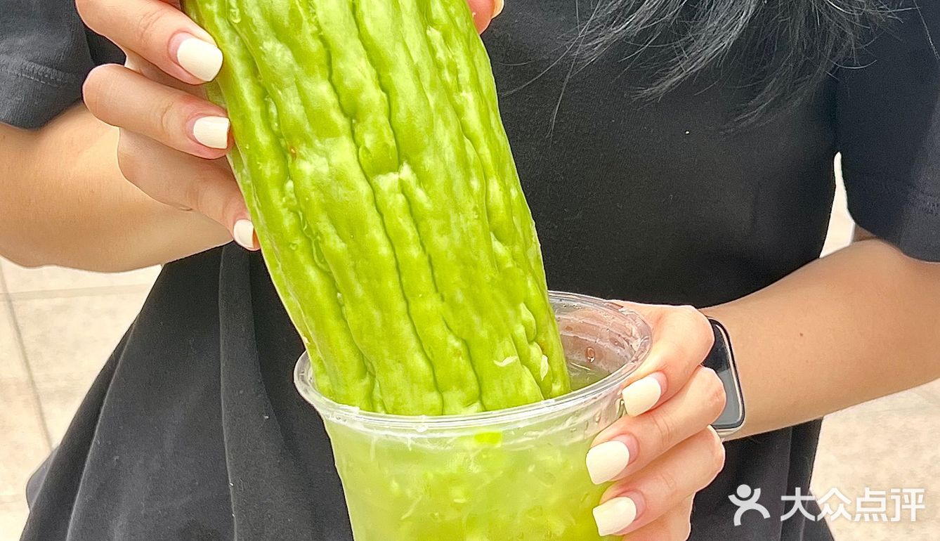 在南宁！谁还没喝过苦瓜柠檬茶的都来给我喝！