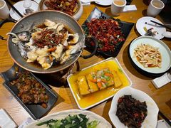 -隔壁老王·家常云南菜(花巷店)