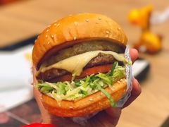 -The Habit Burger Grill 哈比特汉堡(爱琴海店)