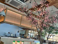 -蜜桃餐厅·伴山(湖滨商业街店)