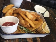 美式风味炸鸡翅配薯条-MIKAKU(万达广场上海宝山店)