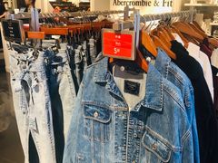 试穿搭配-Abercrombie & Fitch(天环广场店)