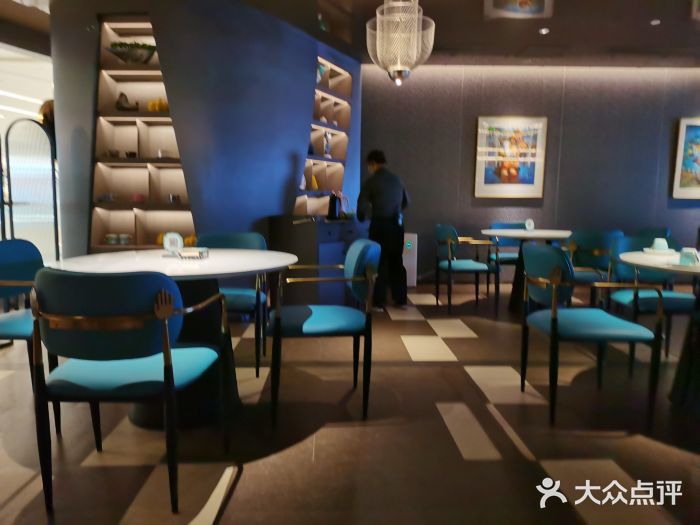 上上瓷·艺境川菜(IFS旗舰店)大堂图片