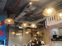 大堂-炉小二铜锅牛蛙•川湘菜(三里屯店)